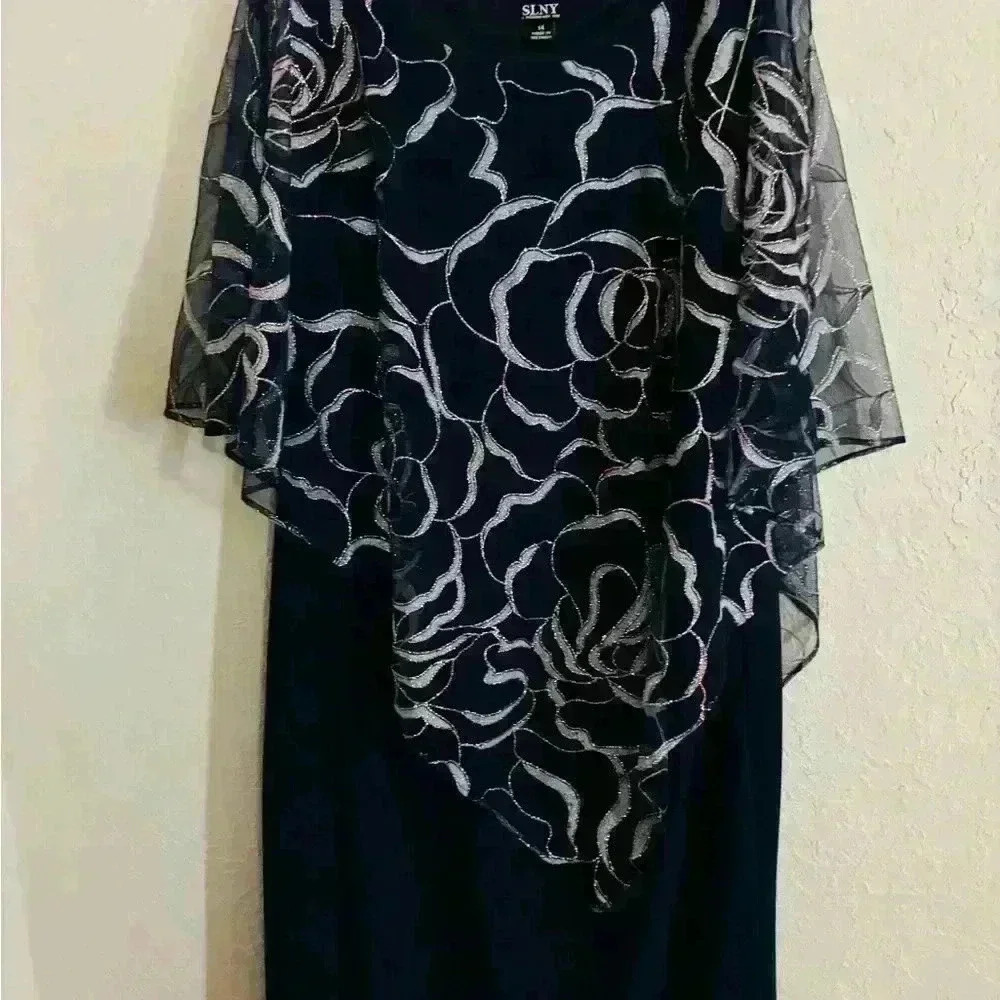 Channa blouse with exquisite sequin detail - Picture 6 of 6